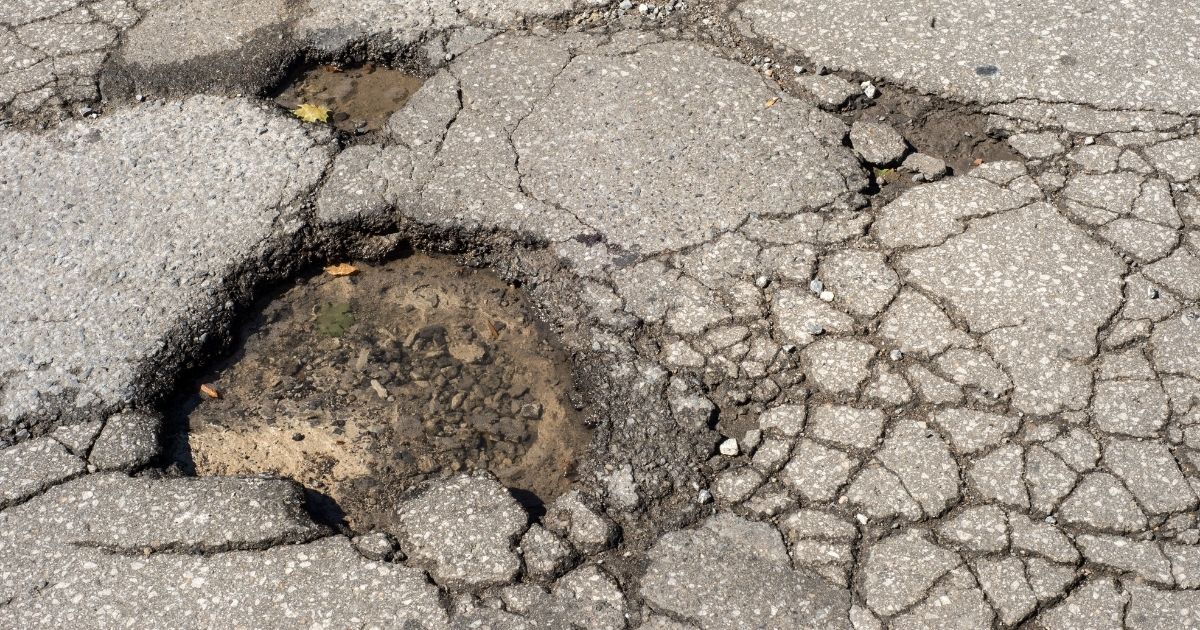 Washington DC Car Accident Lawyers at the Law Offices of Duane O. King Help Drivers Involved in Accidents from Potholes.
